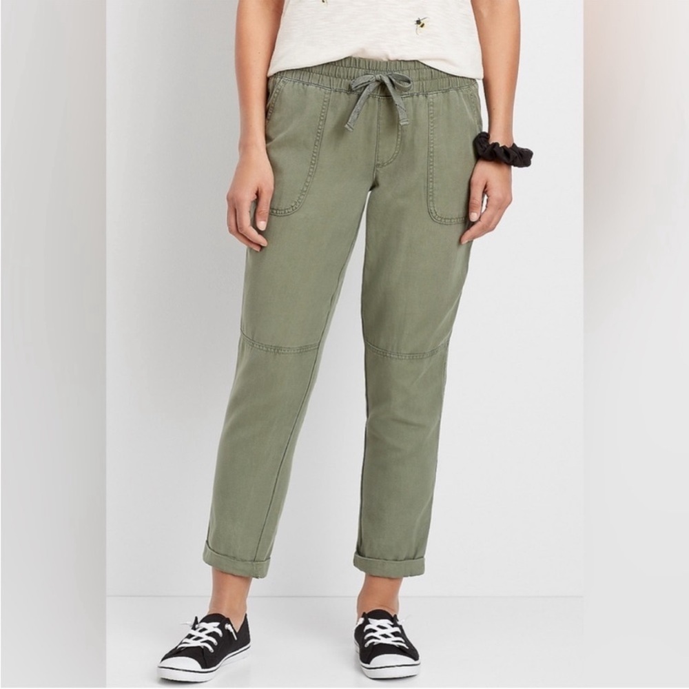 Susina Olive Green Drawstring Joggers